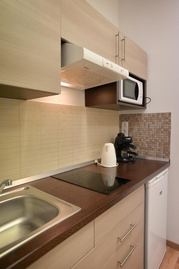 Corner Apartman Eger Exterior foto